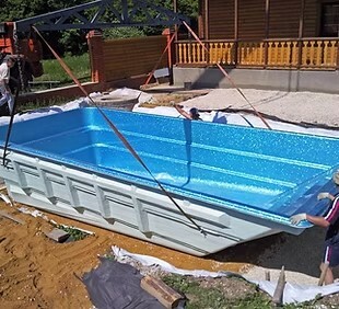 Установка бассейнов и купелей